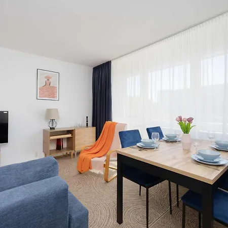 Modern Cozy In With Parking & Workspace By Renters * Warszawa